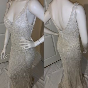 PRIMAVERA Couture Pearl Gown ~ Color Shell ~ Sz 4